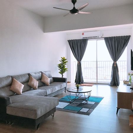 Traveler's homestay 旅人窝@ The Venus Sitiawan Kampong Lumut Kiri 外观 照片