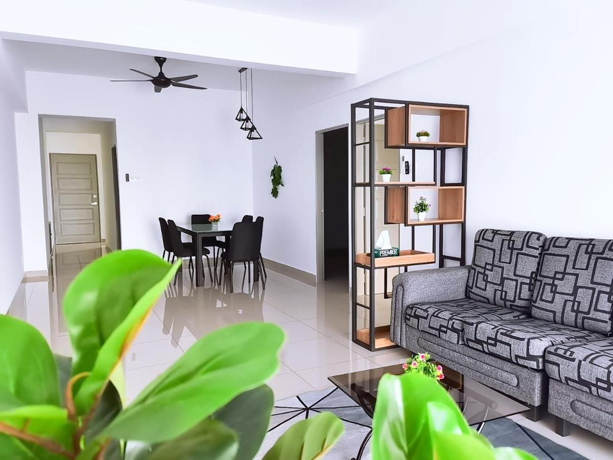 Traveler's homestay 旅人窝@ The Venus Sitiawan Kampong Lumut Kiri 外观 照片