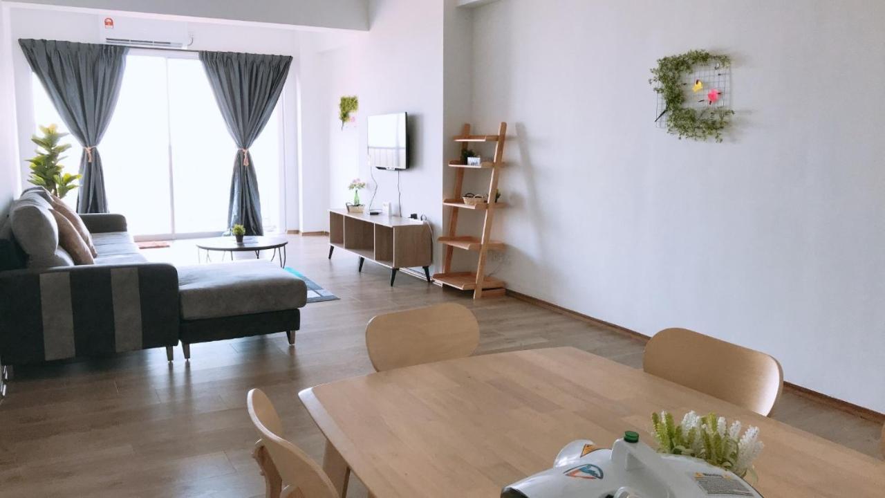 Traveler's homestay 旅人窝@ The Venus Sitiawan Kampong Lumut Kiri 外观 照片